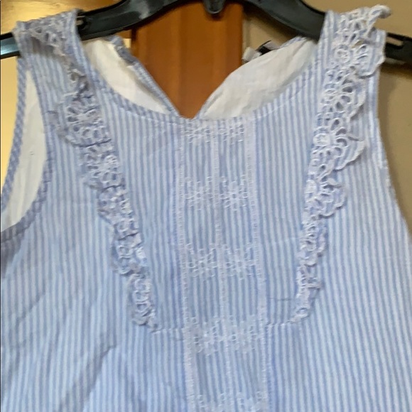 Top - Picture 2 of 2